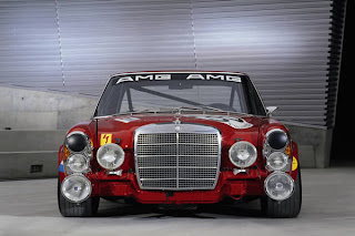 Detalhe Mercedes W115